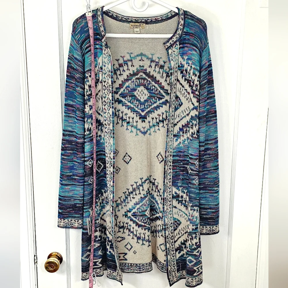 Aztec Pattern Cardigan - Picture 5 of 8